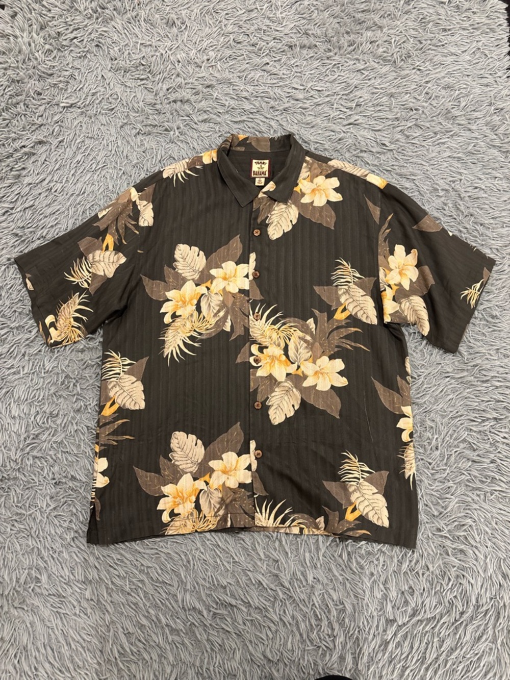 Vintage Tommy Bahama Men’s Silk Floral Button Down Hawaiian Shirt XL Resortwear